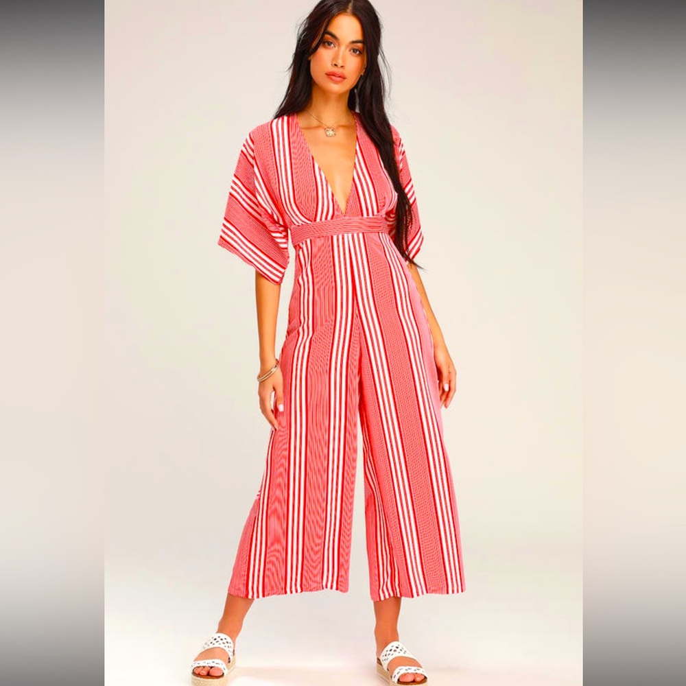 SOLD NWT Lulus Gone Coastal Red and White striped V-Neck Jumpsuit Size Small. - Picture 1 of 5